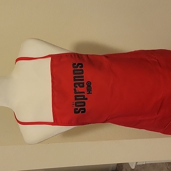RARE SOPRANOS HBO APRON....NWOT - Picture 2 of 7